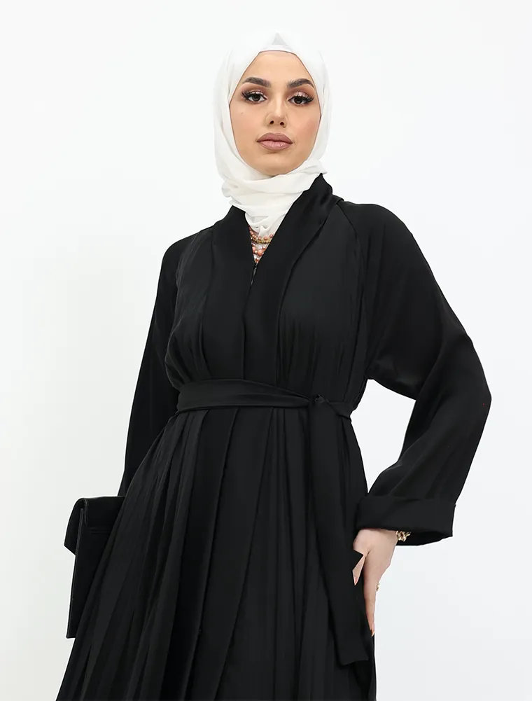 Black Pleated Silhouette Abaya
